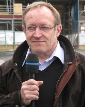 Photographie du directeur Yves Ravailler